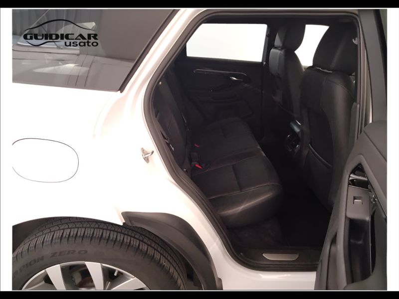 GuidiCar - LAND ROVER Range Rover Evoque 2020 Evoque 2.0d i4 mhev R-Dynamic S awd 150cv auto Usato